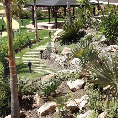 Waterfront Apartment *