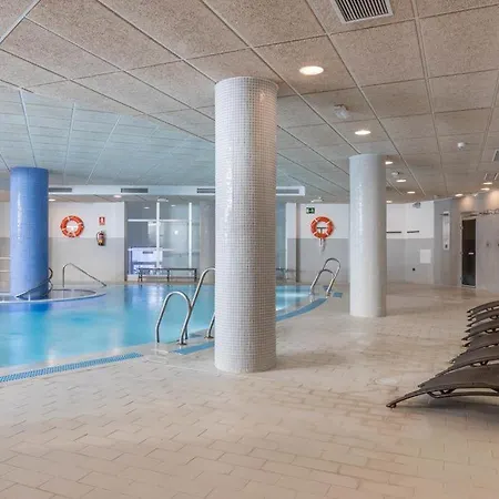 Waterfront Apartment Апартаменты *