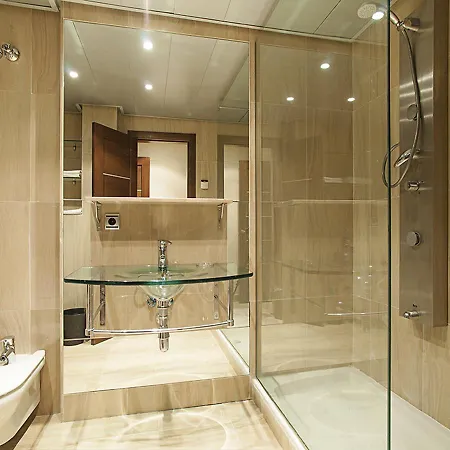 Waterfront Apartment Апартаменты *