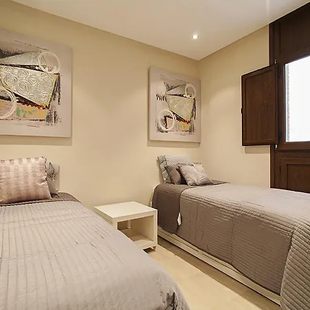 Waterfront Apartment *